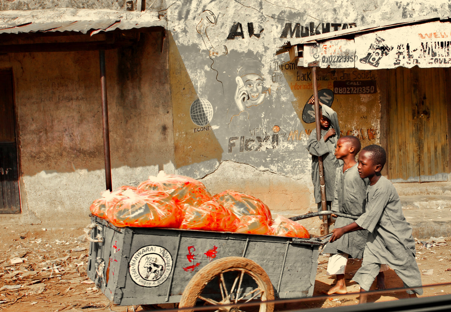 Nigeria 2008. Les enfants et la charrette